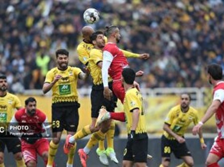 احتمالات کسب سهمیه پلی آف لیگ نخبگان آسیا؛ پرسپولیس یا سپاهان؛ کدامیک نایب قهرمان می‌شود؟