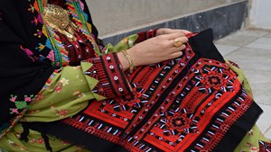 سیستان و بلوچستان؛ سرزمین پارچههای رنگارنگ