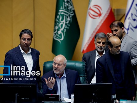 قالیباف: شورای عالی امنیت ملی به صورت مکتوب اعلام کرده قانون حجاب ابلاغ نشود