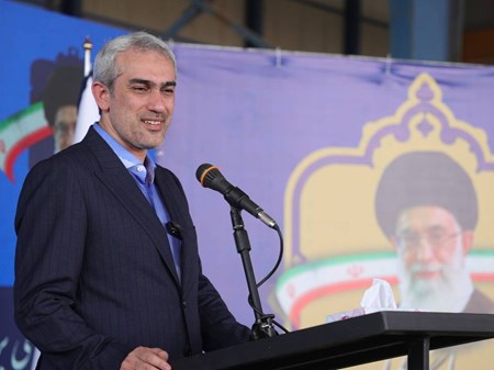 وزیر اقتصاد: بخش خصوصی می‌تواند خوزستان را در حل معضلات زیست‌محیطی یاری کند