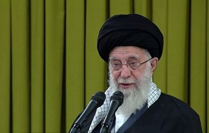 رهبر انقلاب: تشکر واقعی از ملت ادامه تلاش بیوقفه مسئولان برای حل مشکلات است