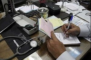 در نشست کمیسیون بهداشت مصوب شد؛ کادر درمان در مناطق محروم از پرداخت مالیات معاف میشوند
