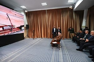 بازدید رهبر انقلاب از نمایشگاه توانمندیهای تولید ایرانی
