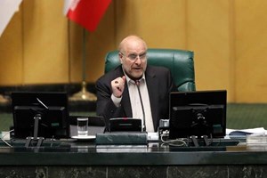 در پاسخ به تذکر زنگنه/ قالیباف: برای اولین بار در تاریخ مجلس جداول بودجه در صحن علنی بررسی میشود