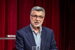 وزیر بهداشت خبر داد: جذب نیروهای جدید برای رفع کمبود بهورز/فعالیت ۱۹ هزار خانه بهداشت در کشور
