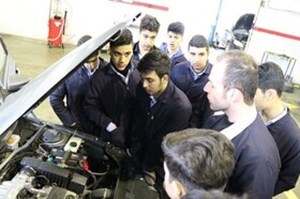 به مناسبت روز کارآفرینی و آموزشهای فنی و حرفهای عنوان شد: اجرای ۶۰ هزار آموزش مهارتی برای مددجویان تا پایان امسال