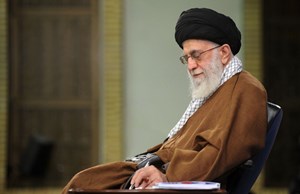 رهبر انقلاب در نامهای به دانشجویان آمریکا: جوانان عزیز دانشجو در آمریکا! شما اکنون در طرف درست تاریخ ایستادهاید
