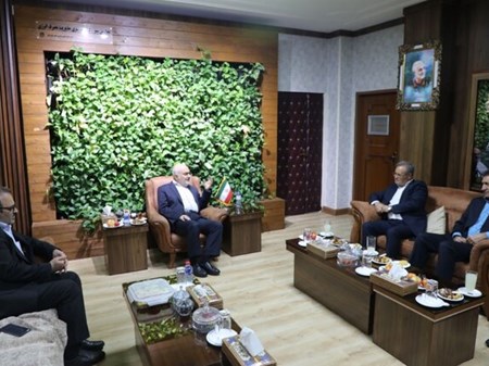 استاندار در دیدار با معاون وزیر کشاورزی: انتقال‌ آب بین حوضه‌ای، کشاورزی خوزستان را با مشکل مواجه کرده است