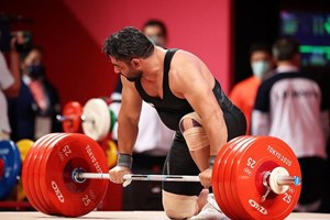 دوپینگ علی هاشمی مثبت شد/ محرومیت سه ساله برای وزنهبردار ایران