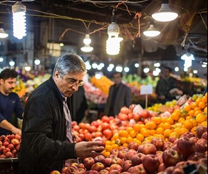 فعالیت گشتهای نظارت بر بازار شب یلدا در اهواز