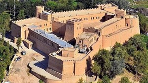 سازهای در ایران که به قلعه فرانسویها شهرت دارد + فیلم