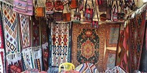 راهاندازی غرفه نوروزی محصولات صنایعدستی و ایستگاه گردشگری در فرودگاه اهواز