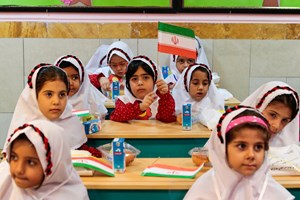 ساعت شروع به کار مدارس شناور میشود؟
