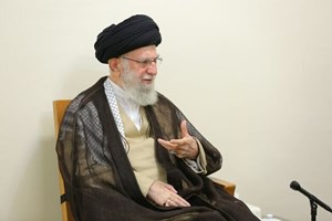 هدیه رهبر انقلاب به نشانه تکریم شهدای محیط زیست