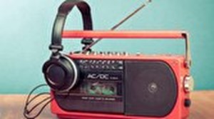 ویژهبرنامههای رادیو برای نابینایان