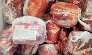 احتکار کالاهای اساسی در فروشگاههای اهواز/برخورد با متخلفان و ناظران